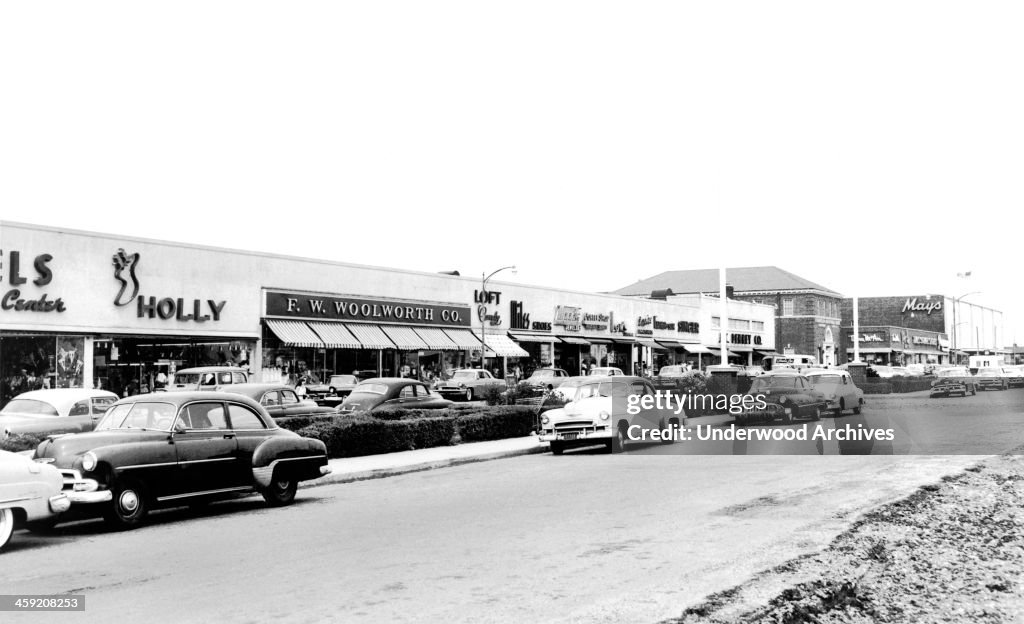 Levittown Shopping Center