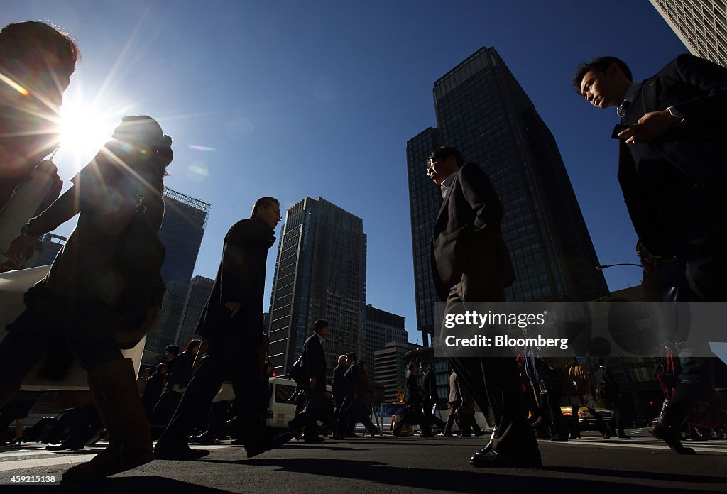 General Images Of Japan Economy As Abe Calls Snap Election, Delays Tax Increase To Tackle Recession