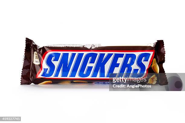 snickers bar - snickers bar stock pictures, royalty-free photos & images