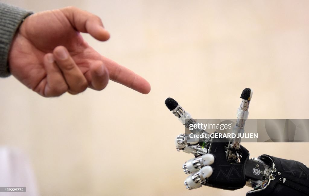 SPAIN-TECHNOLOGY-ROBOT