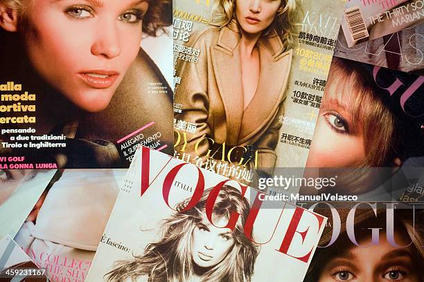 covers of vogue - vogue magazine bildbanksfoton och bilder