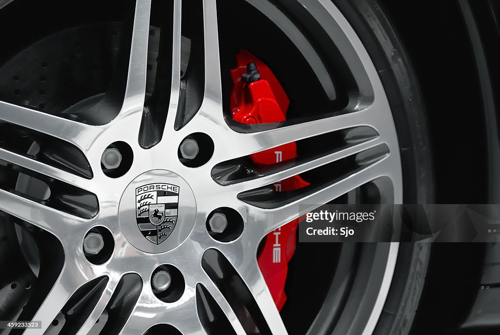 Porsche wheel