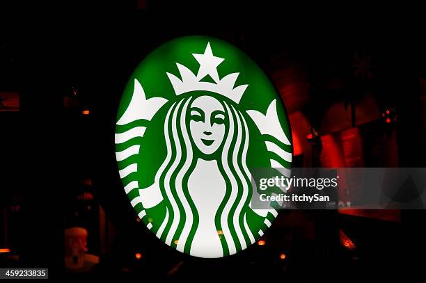 starbucks coffee - starbucks stock pictures, royalty-free photos & images