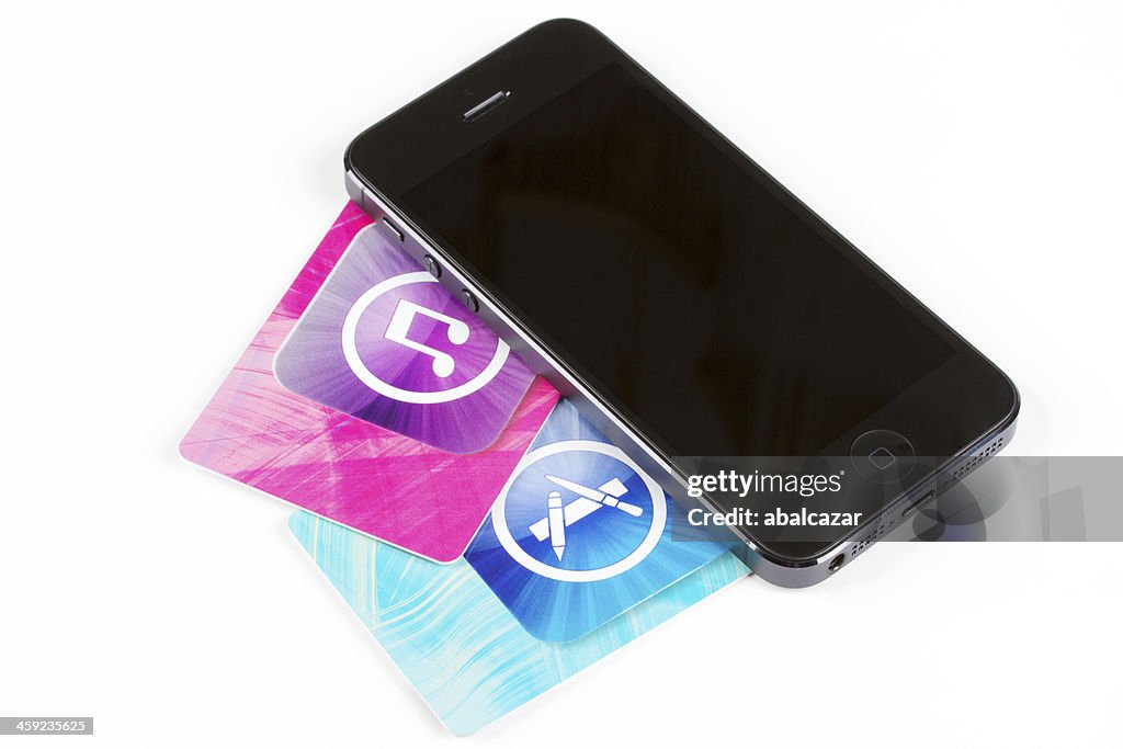 アップル iPhone 4 S 、iTunes ストアカード