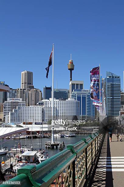 darling harbour - darling harbor photos et images de collection