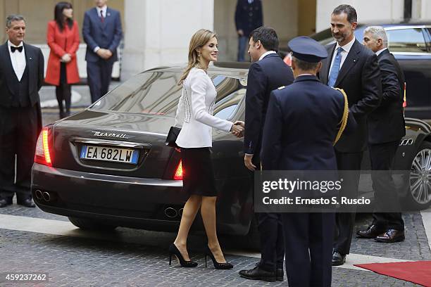 Italian Prime Minister Matteo Renzi greets Queen Letitia of Spain and King Felipe of Spain at Palazzo Chigi during the Spanish Royal visit to Rome on...