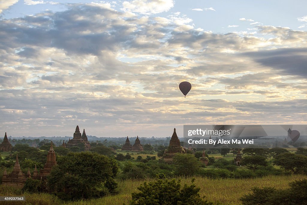 Balloon trip of Bagan