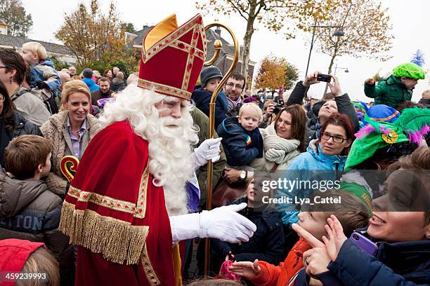 arrival of sinterklaas 5 xxl - sinterklaas bildbanksfoton och bilder