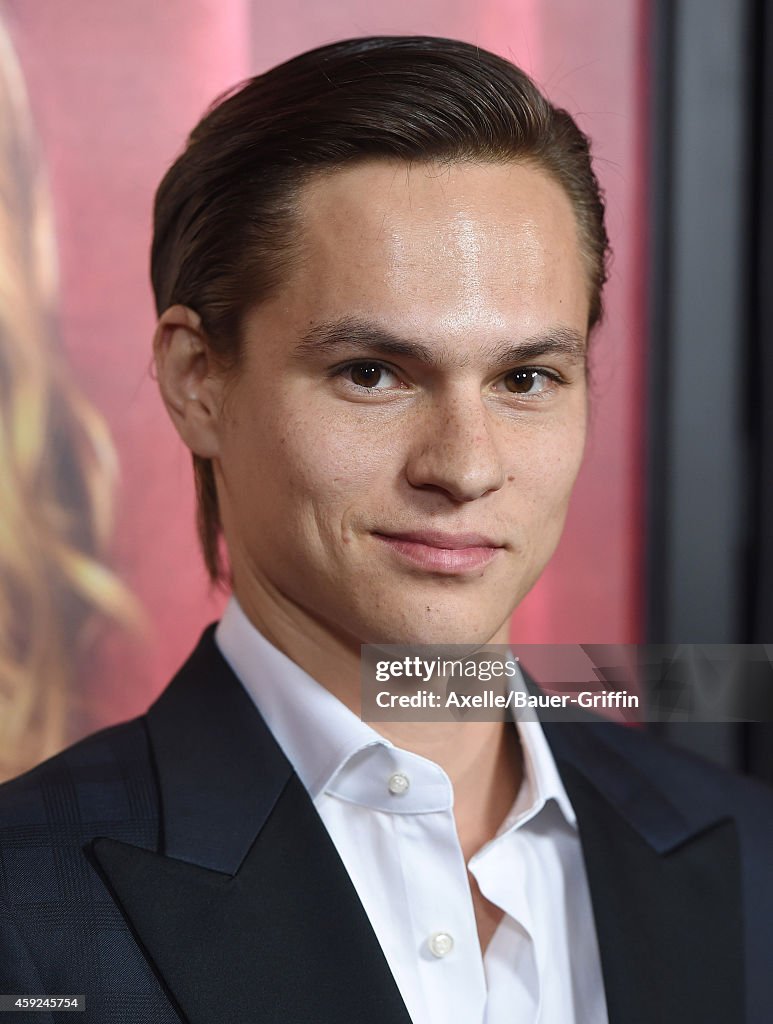 Actor Mark L. Young arrives at the season premiere of HBO's 'The