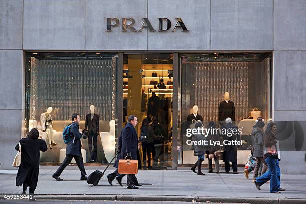 1.497 foto e immagini di Shopping Prada - Getty Images