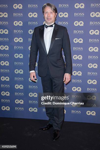 Mads Mikkelsen attends the GQ Men Of The Year Awards 2014 Photocall In Paris at Musee d'Orsay on November 19, 2014 in Paris, France.