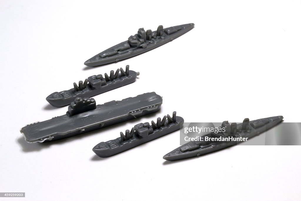 Segeln auf einem Spielzeug-Krieg