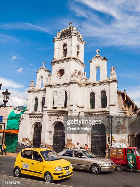 church in bello, medellin, colombia - antioquia stockfoto's en -beelden