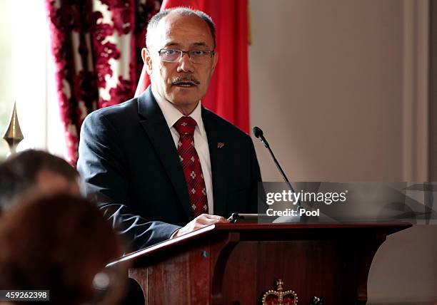 Governor-General Sir Jerry Mateparae speaks during a State Welcome for President Xi Jinping Of China at Government House on November 20, 2014 in...