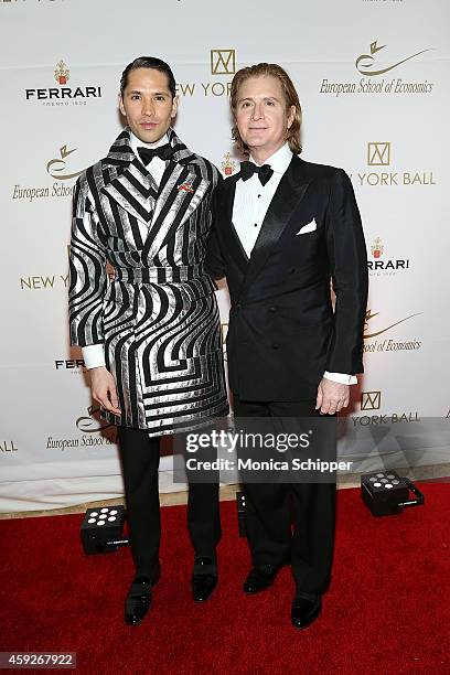 Di Mondo and Eric Javits attend The New York Ball: The 20th Anniversary Benefit For The European School Of Economics at Trump Tower on November 19,...