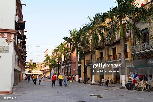 コンスティトゥシオン veracruz ポートプラザ - veracruz ストックフォトと画像