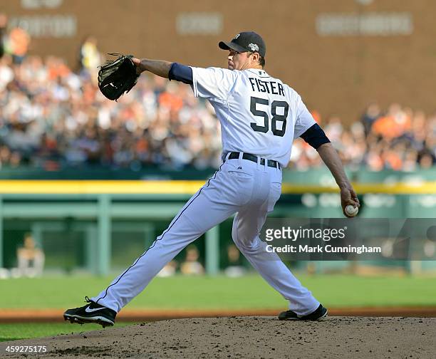 Doug Fister of the Detroit Tigers pitches during Game Four of the American League Division Series against the Oakland Athletics at Comerica Park on...