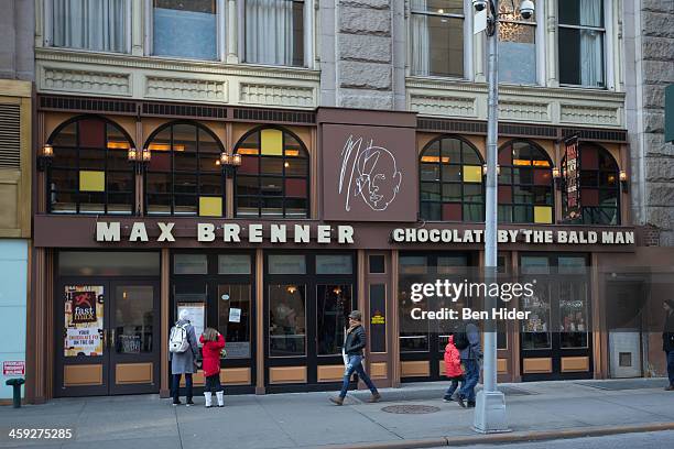 Max Bronner 23 Max Brenner Chocolate Stock Photos, High-Res Pictures, and Images ...