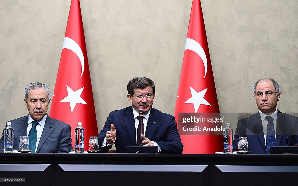 Turkish Prime Minister Ahmet Davutoglu visits Iraq