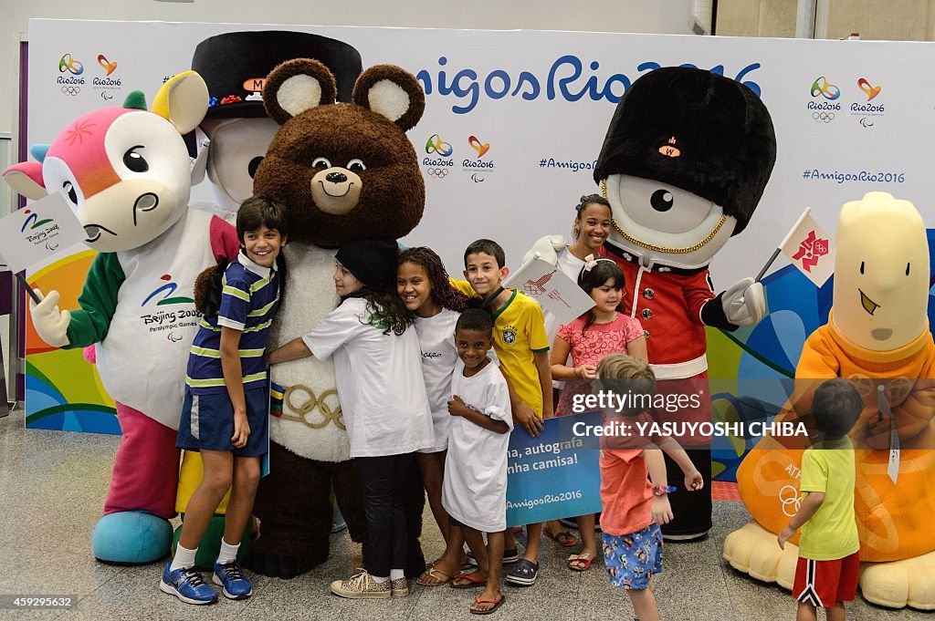 BRAZIL-OLY2016-PREVIOUS MASCOTS-ARRIVAL