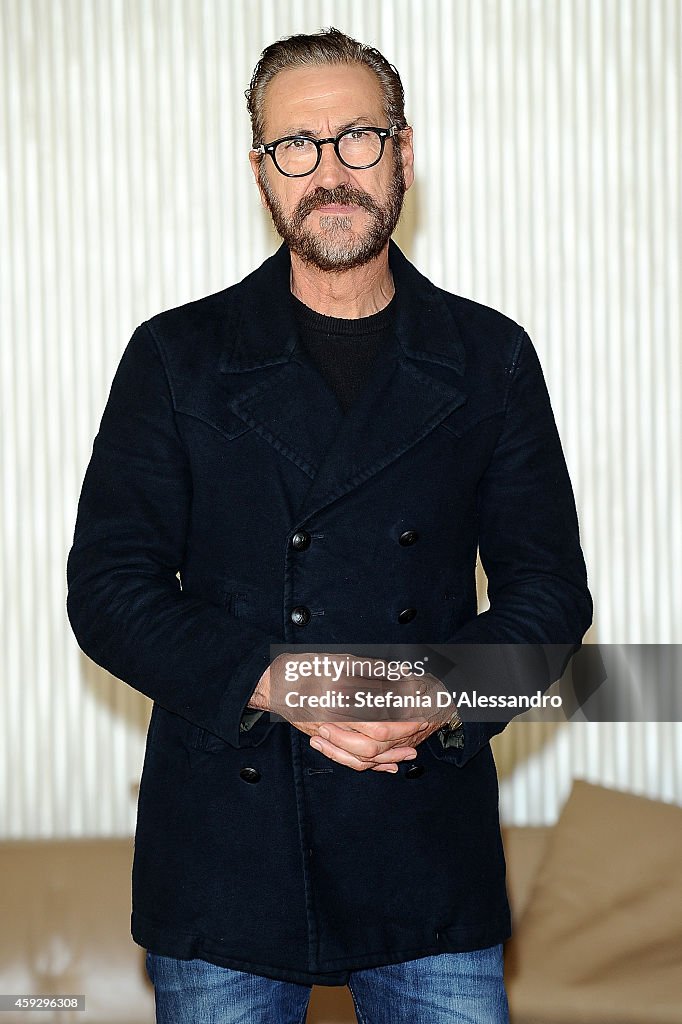 'Ogni Maledetto Natale' Photocall - Milan