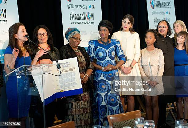 Women's Entrepreneurship Day CEO and Founder Wendy Diamond, Women's Global Initiative Founder Marcia Dyson, First Lady of Namibia Penehupifo Pohamba,...