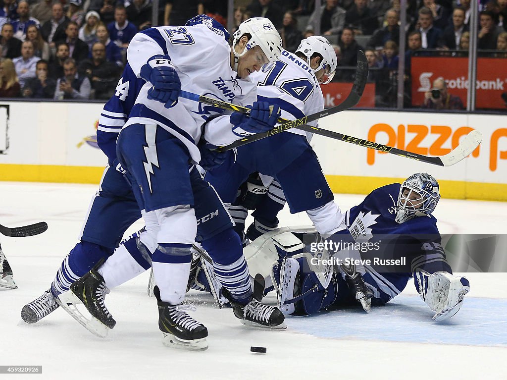 Toronto Maple Leafs play the Tampa Bay Lightning