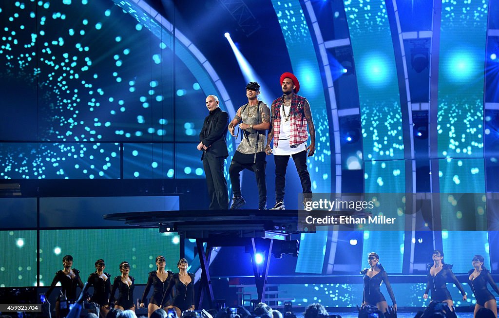 15th Annual Latin GRAMMY Awards - Show