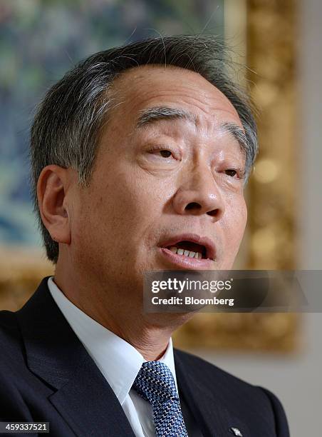 Hitoshi Tsunekage, chairman of Sumitomo Mitsui Trust Holdings Inc., speaks during an interview in Tokyo, Japan, on Tuesday, Dec. 24, 2013. Sumitomo...