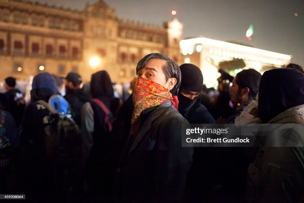 Protests Rock Mexico City On Anniversary Of Mexican Revolution