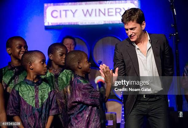 Singer Rob Thomas and The African Childrens Choir perform at the 6th Annual African Children's Choir Changemakers Gala at City Winery on November 20,...