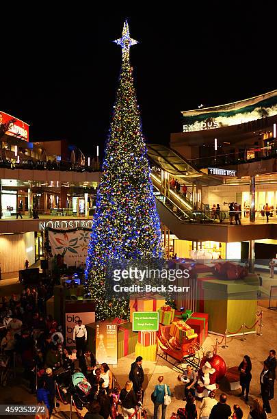 General view of atmosphere as Magnolia Memoir performs at The Santa Monica Place Official Tree Lighting Ceremony at Santa Monica Place on November...