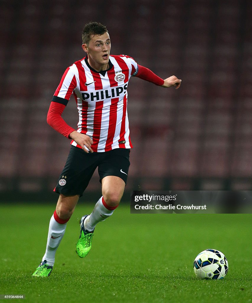 West Ham United U21 v PSV Eindhoven U21 - Barclays U21 Premier League International Cup