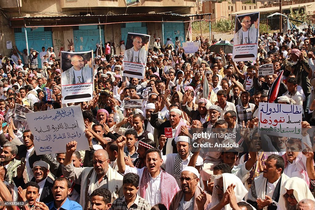 Demonstrations against violence in Yemen