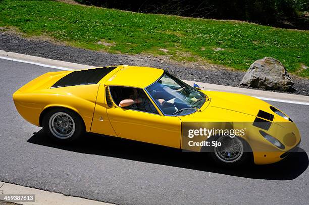 lamborghini miura s - auto ontwerper stockfoto's en -beelden