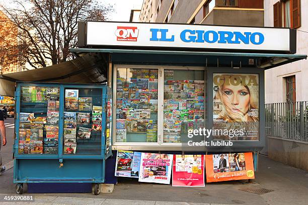 newsstand in milan, italy - magazine rack stock pictures, royalty-free photos & images