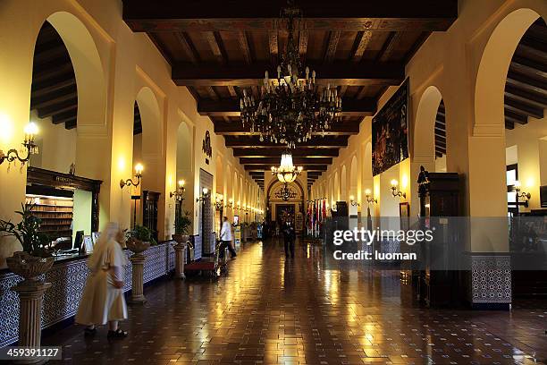 hotel nacional en la habana - habana vieja fotografías e imágenes de stock