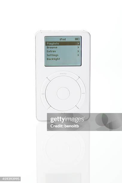 apple 1st generation ipod - mp3 player stock pictures, royalty-free photos & images