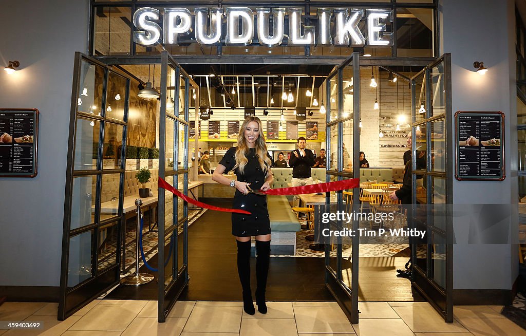 Towie Cast Celebrate Spudulike Opening At Lakeside