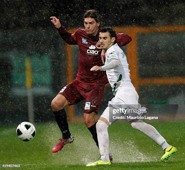 Federico Gerardi of Reggina competes for the ball with Davide Zappacosta of Avellino during the Serie B match between Reggina Calcio and US Avellino...