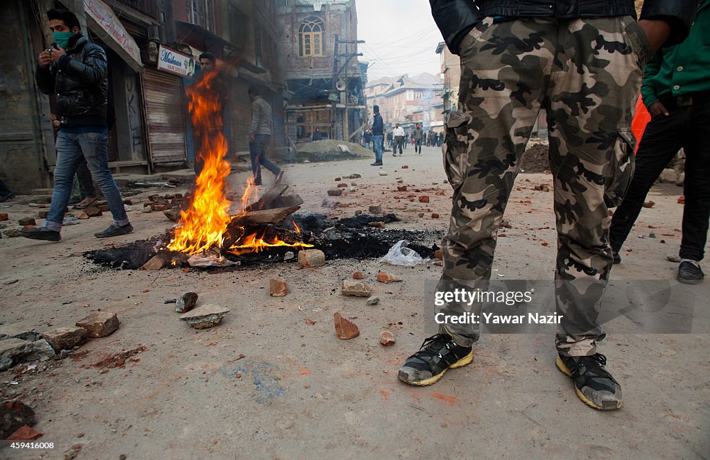Clashes In Kashmir Between Indian Police and Protesters