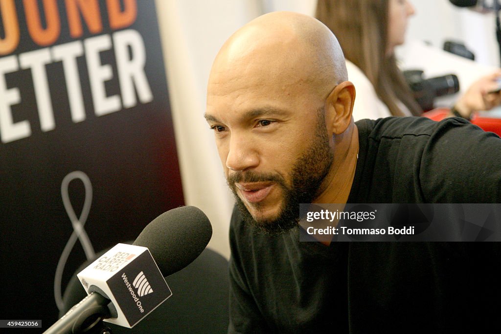 2014 American Music Awards - Red Carpet Radio presented by Westwood One