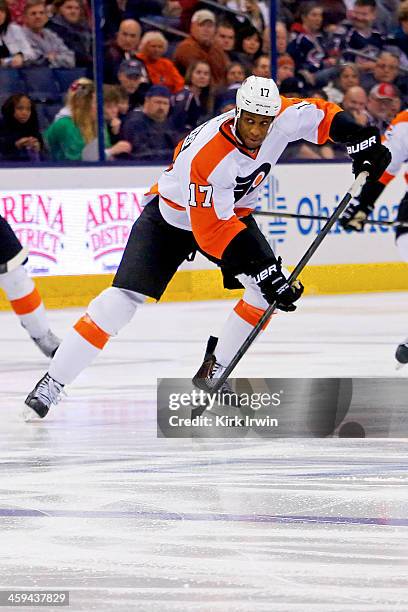 Wayne Simmonds of the Philadelphia Flyers controls the puck during the game against the Columbus Blue Jackets on December 21, 2013 at Nationwide...