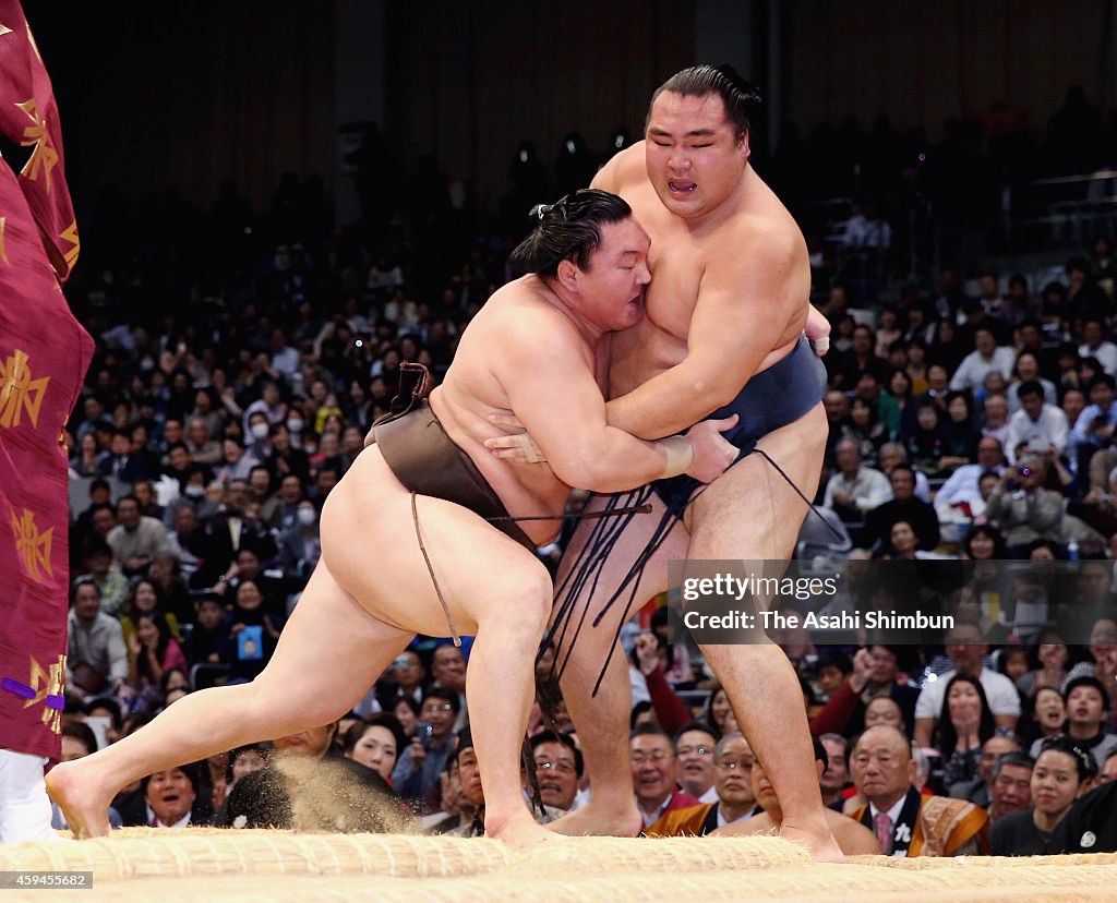 Grand Sumo Kyushu Tournament - Day Fifteen