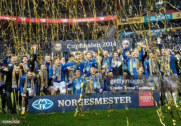Molde celebrates victory after winning the Norwegian Cup Final at Ullevaal Stadion on November 23, 2014 in Oslo, Norway.