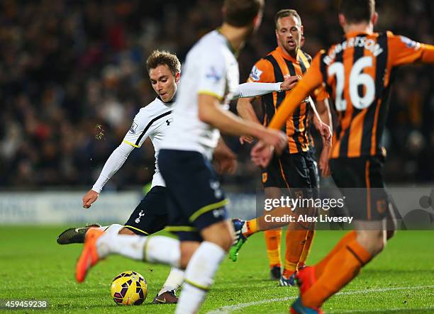 Christian Eriksen of Tottenham Hotspur scores the winning goal during the Barclays Premier League match between Hull City and Tottenham Hotspur at KC...