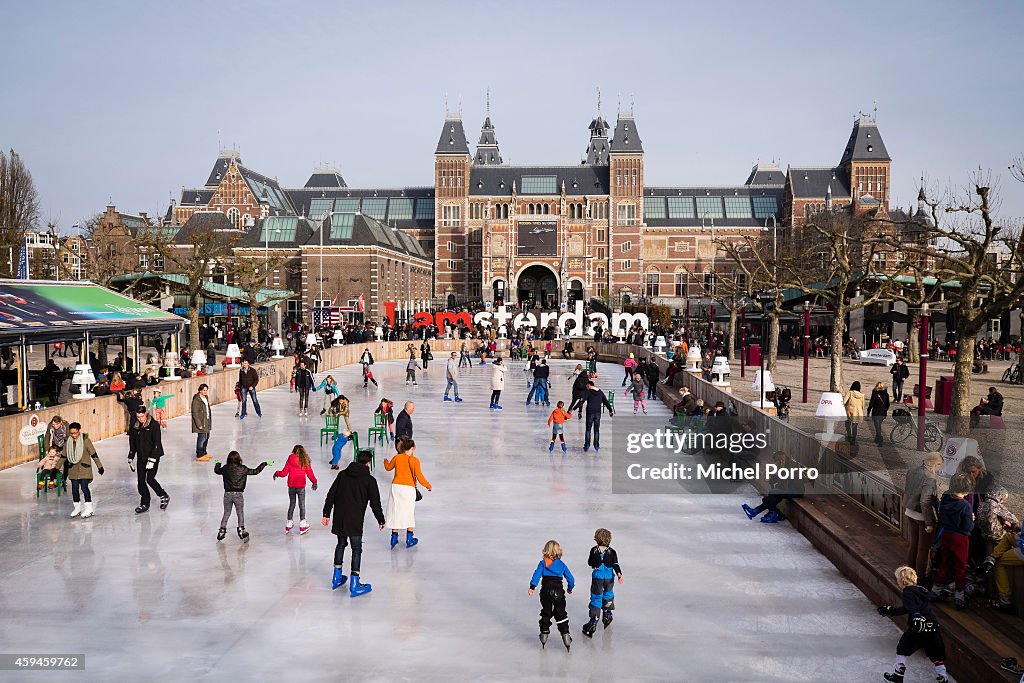Ice Skating Rink At Rijksmuseum Heralds Winter In Amsterdam