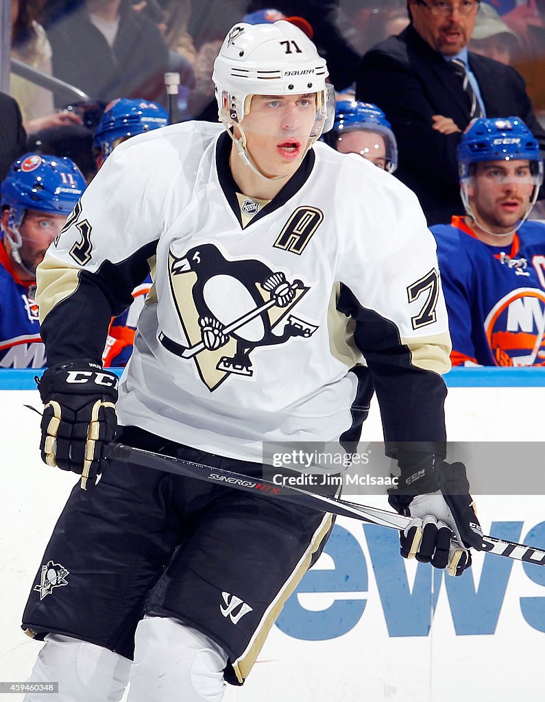 Pittsburgh Penquins v New York Islanders