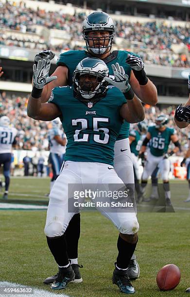 LeSean McCoy of the Philadelphia Eagles celebrates a touchdown against the Tennessee Titans in the second quarter of the game at Lincoln Financial...
