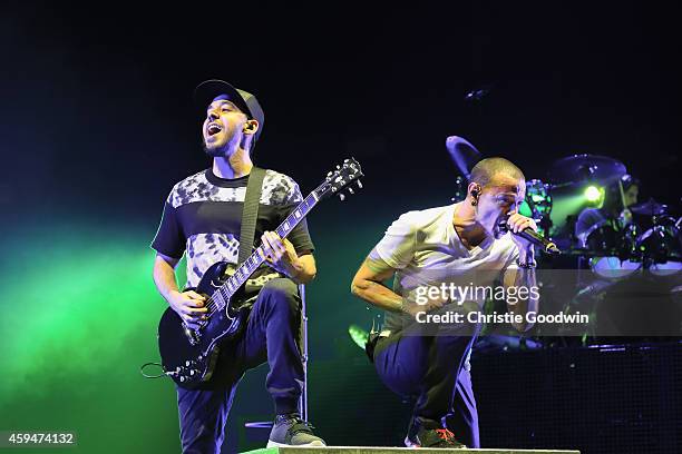 Mike Shinoda and Chester Bennington of Linkin Park perform on stage at O2 Arena on November 23, 2014 in London, United Kingdom.